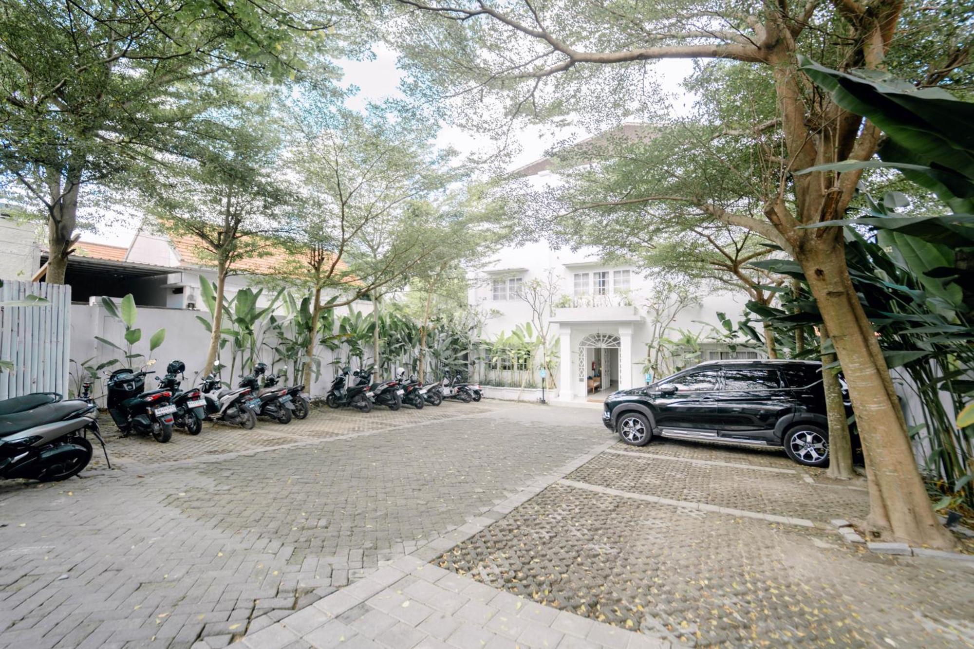 Umalas Suites เซมินยัค ภายนอก รูปภาพ